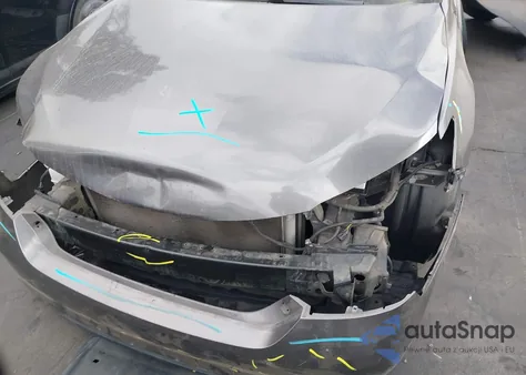 2015 Toyota Camry Se z USA, uszkodzony, nr VIN 4T1BF1FK2FU986702